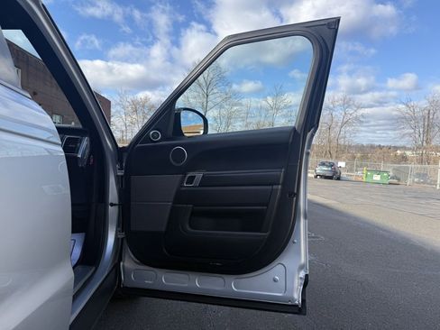 Used 2016 Land Rover Range Rover Sport Supercharged image 16