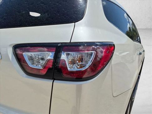 Used 2014 Chevrolet Traverse LT w/ All-Star Edition FWD image 12