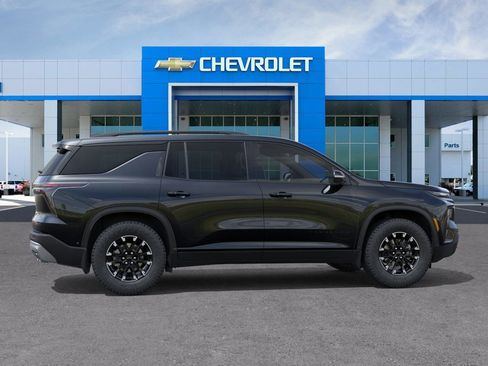 New 2026 Chevrolet Traverse Z71 w/ Driver Confidence Package AWD/4WD image 5