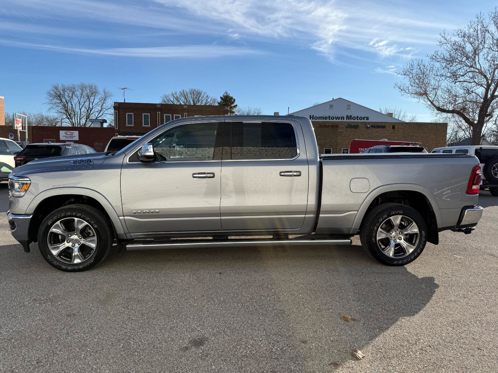 Used 2022 RAM 1500 Laramie AWD/4WD image 9