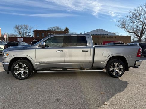 Used 2022 RAM 1500 Laramie AWD/4WD image 9