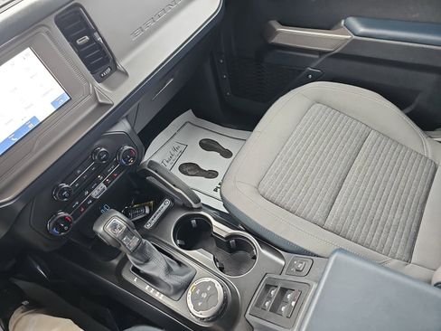 Used 2022 Ford Bronco Outer Banks AWD/4WD image 22