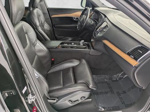 Used 2016 Volvo XC90 T8 Inscription w/ Vision Package image 20