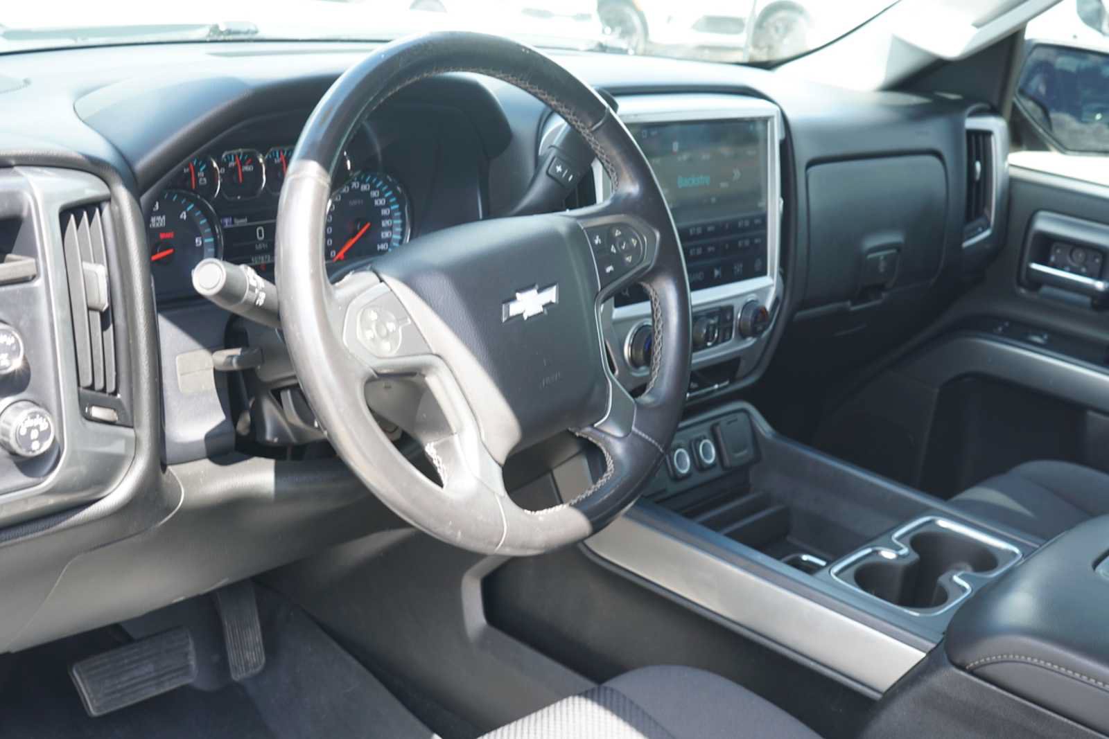 Used 2018 Chevrolet Silverado 1500 LT w/ Texas Edition AWD/4WD image 7