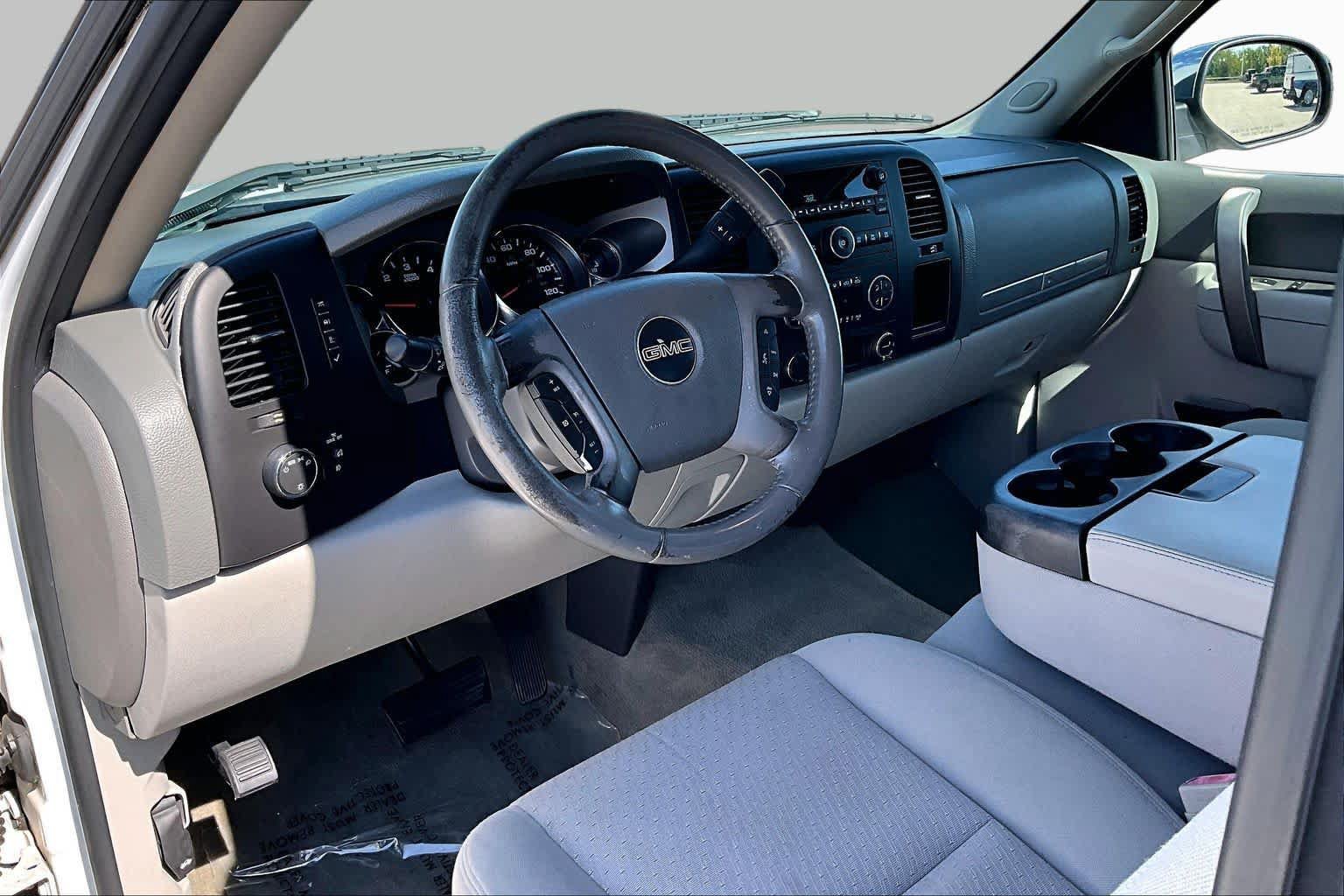 Used 2011 GMC Sierra 1500 SLE w/ Regional Value Package RWD image 15