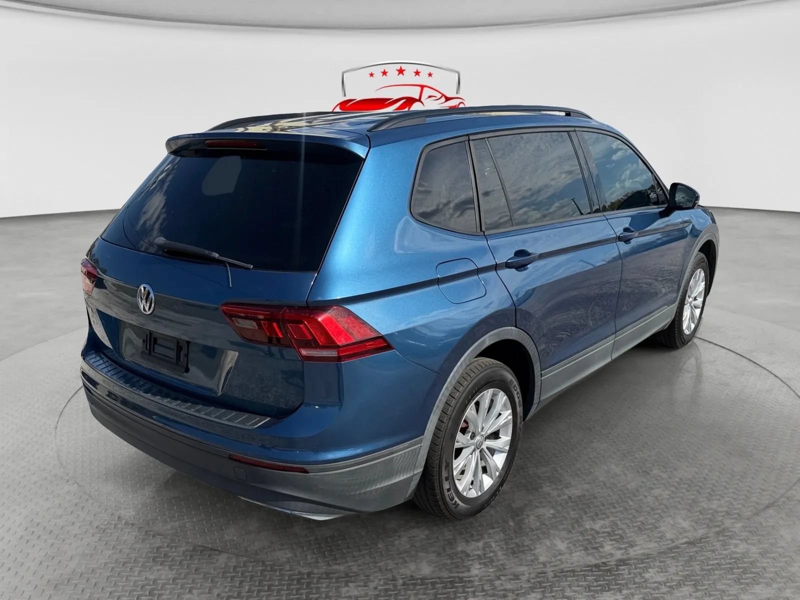 Used 2019 Volkswagen Tiguan S FWD image 6