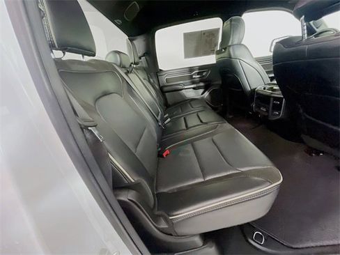 Used 2024 RAM 1500 Laramie image 29