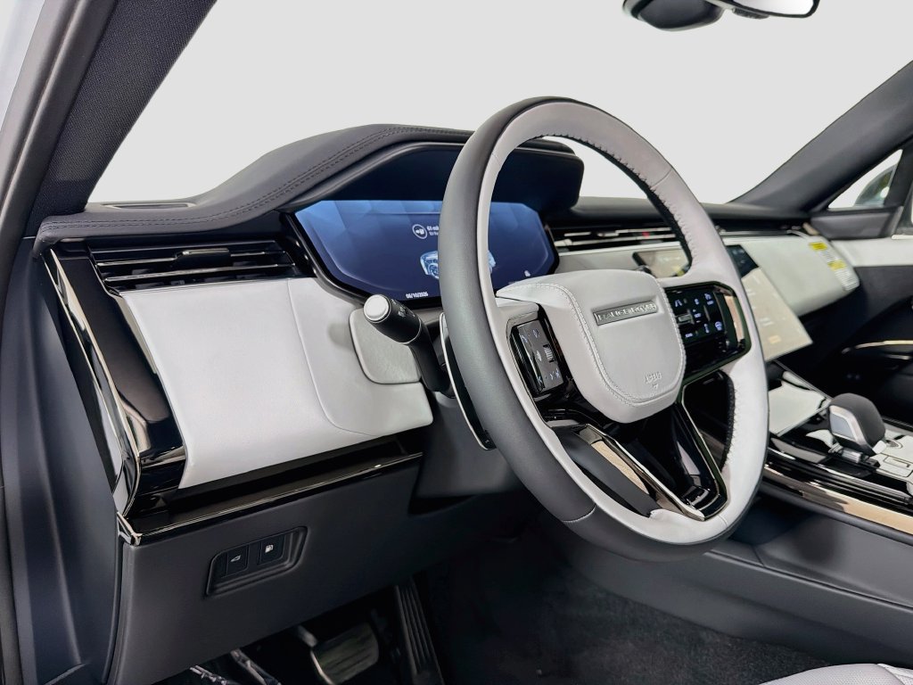 New 2027 Land Rover Range Rover Sport Battersea AWD/4WD image 9
