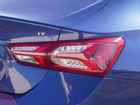 Used 2023 Chevrolet Malibu LT image 10