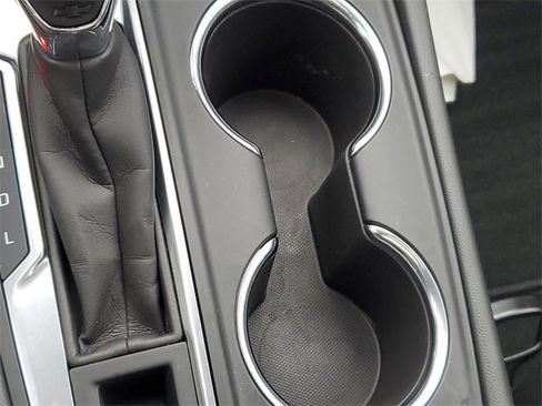 Used 2022 Chevrolet Equinox LT image 19