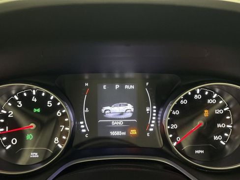 Used 2018 Jeep Compass Latitude w/ Cold Weather Group image 34