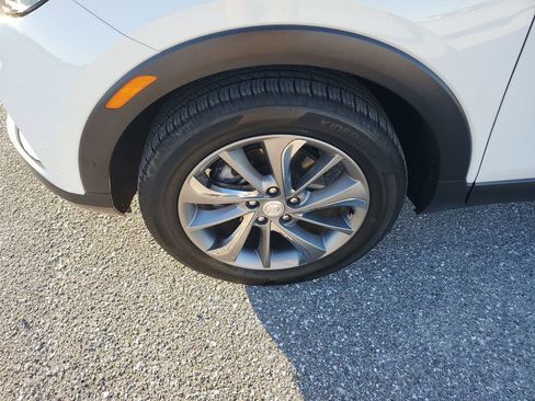 Used 2022 Buick Encore GX Essence w/ Advanced Technology Package image 17