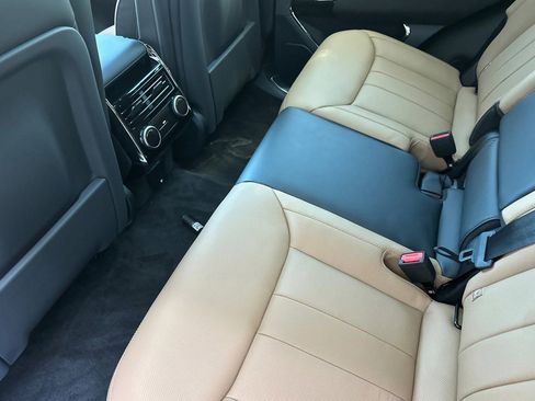 New 2026 Land Rover Range Rover Sport Dynamic SE image 16