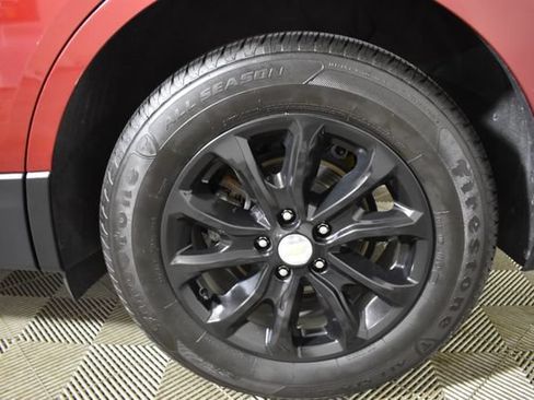 Used 2018 Chevrolet Equinox LT AWD/4WD image 38