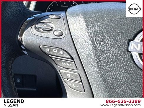 Used 2024 Nissan Murano SV image 17