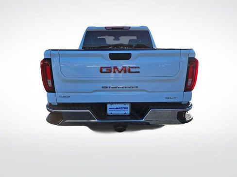 Used 2025 GMC Sierra 1500 SLT AWD/4WD image 4