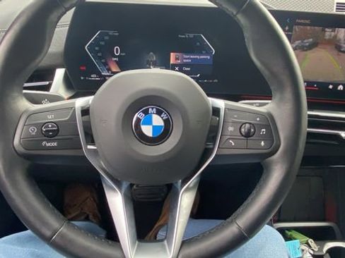 Used 2025 BMW X2 xDrive28i image 21