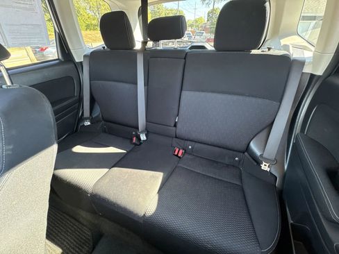 Used 2015 Subaru Forester 2.5i Premium w/ All-Weather Package image 24