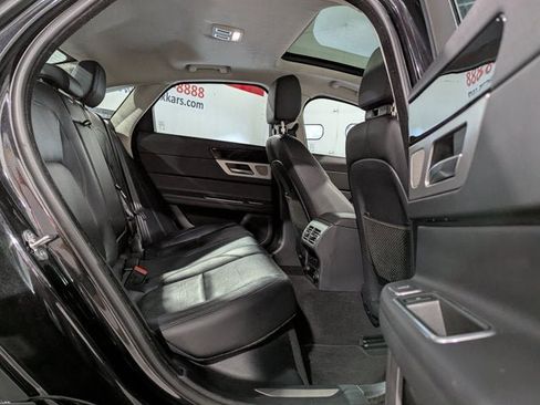 Used 2019 Jaguar XF Prestige image 26