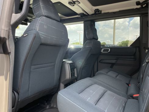Used 2026 Ford Bronco Heritage Edition AWD/4WD image 14