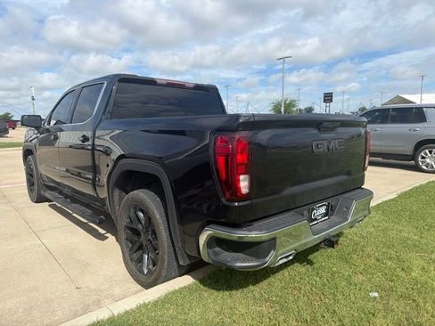 Used 2021 GMC Sierra 1500 SLE w/ X31 Off-Road Package AWD/4WD image 7