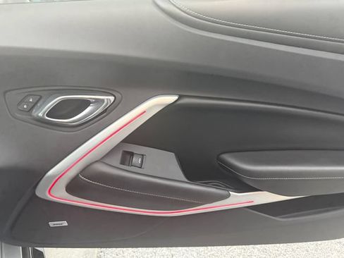 Used 2017 Chevrolet Camaro SS RWD image 14