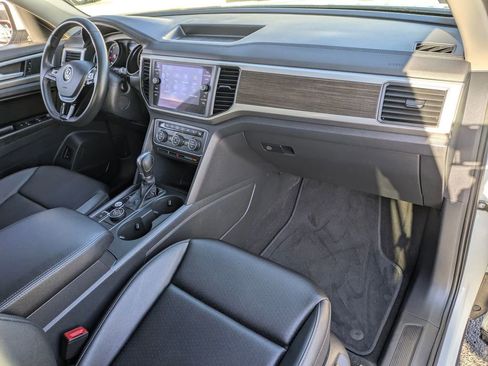 Used 2019 Volkswagen Atlas SE image 44