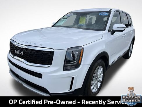Used 2022 Kia Telluride LX AWD/4WD image 3