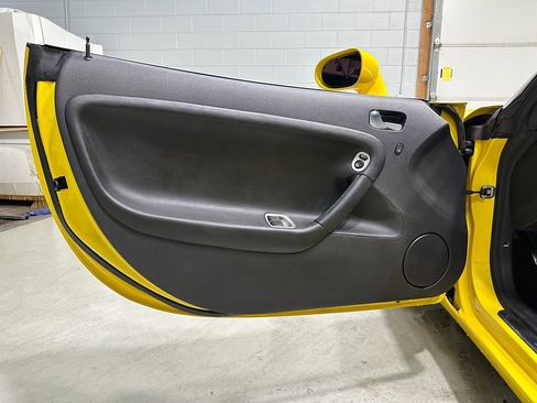 Used 2007 Pontiac Solstice GXP w/ Premium Package image 17