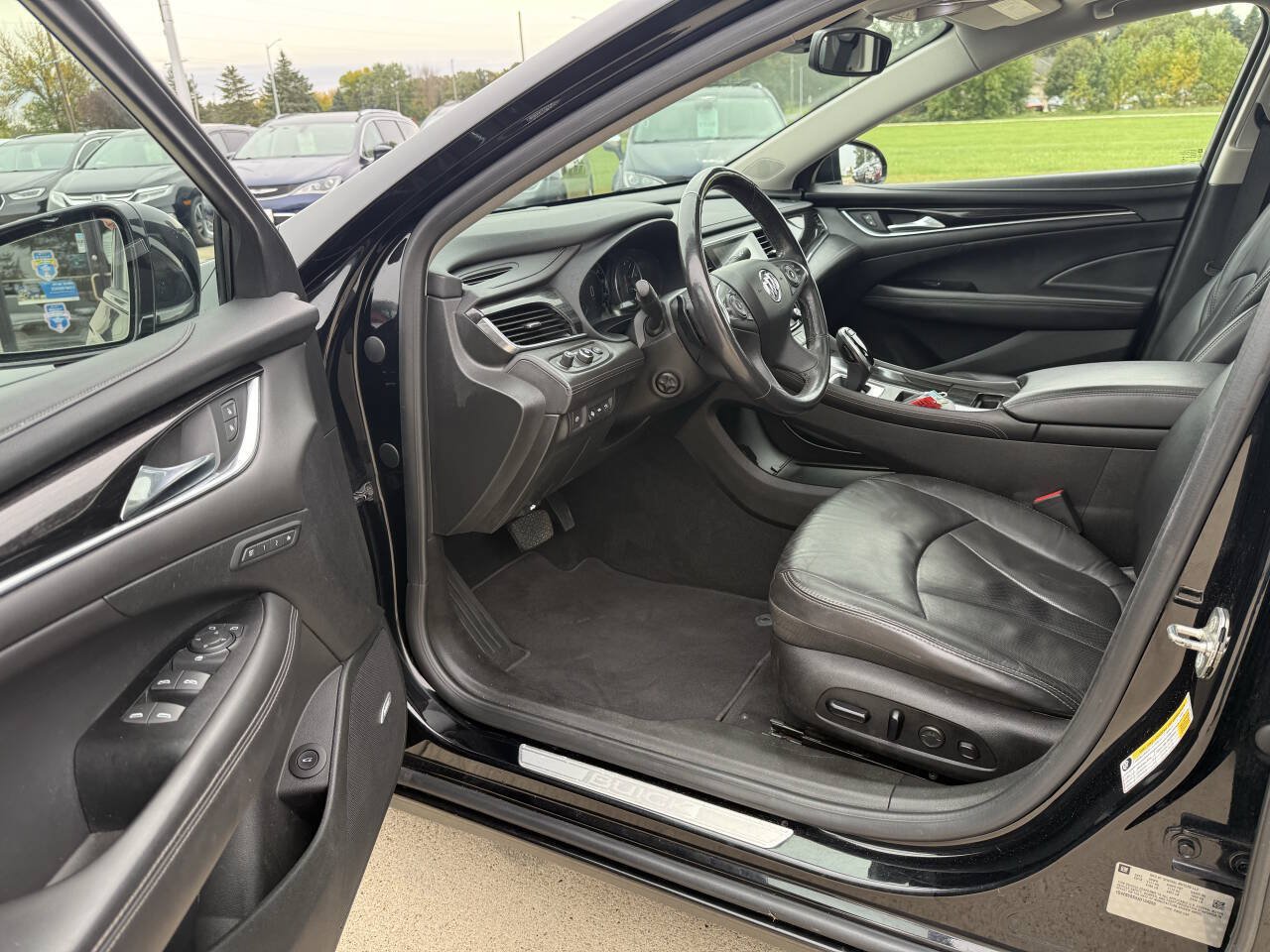 Used 2018 Buick LaCrosse Premium w/ Driver Confidence Package #2 AWD/4WD image 5