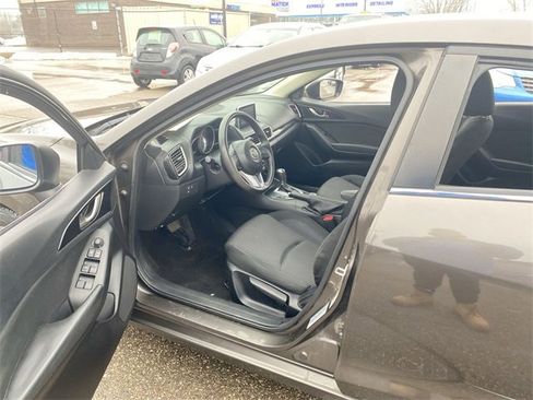 Used 2016 MAZDA MAZDA3 i Sport w/ Preferred Equipment Package image 13