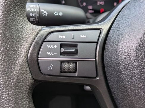 Used 2025 Honda Accord SE image 27