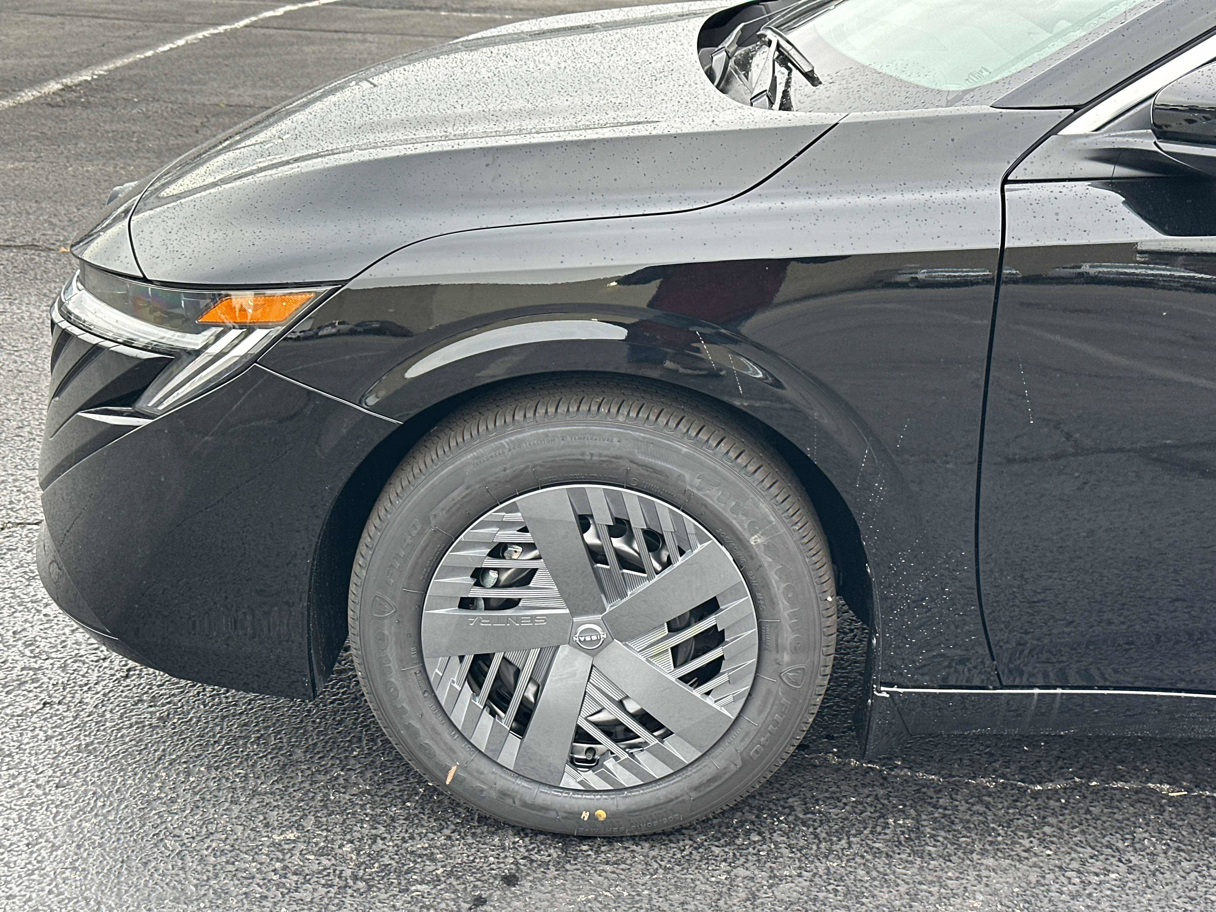 New 2027 Nissan Sentra S w/ Floor Mat Package FWD image 7