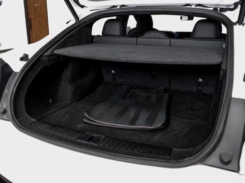 Used 2023 Tesla Model S image 60