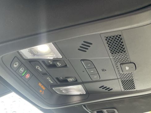 Used 2022 Cadillac XT5 Sportv AWD/4WD image 32
