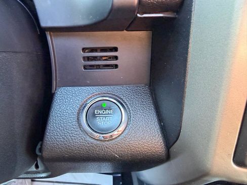 Used 2018 Ford F150 Lariat image 50