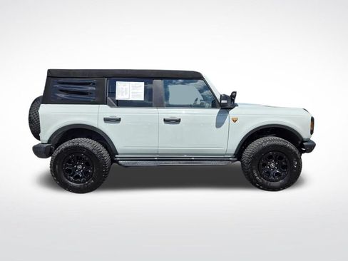 Used 2024 Ford Bronco Badlands w/ Sasquatch Package AWD/4WD image 2