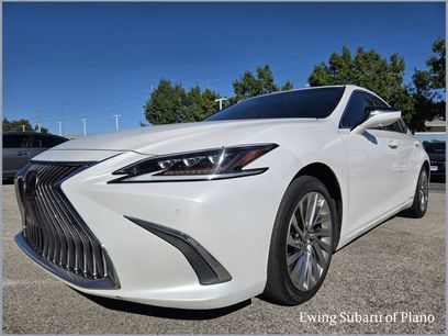 Used 2020 Lexus ES 300h Ultra Luxury w/ Accessory Package