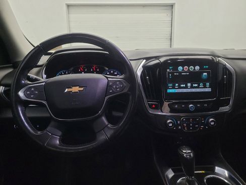 Used 2019 Chevrolet Traverse LT FWD image 22
