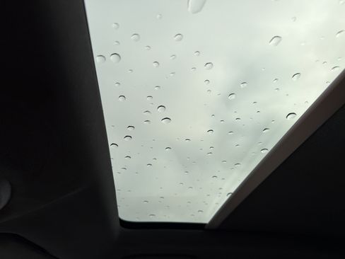 Certified 2024 Porsche Cayenne Coupe image 28