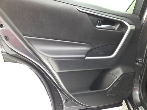 Certified 2025 Toyota RAV4 XLE Premium image 34