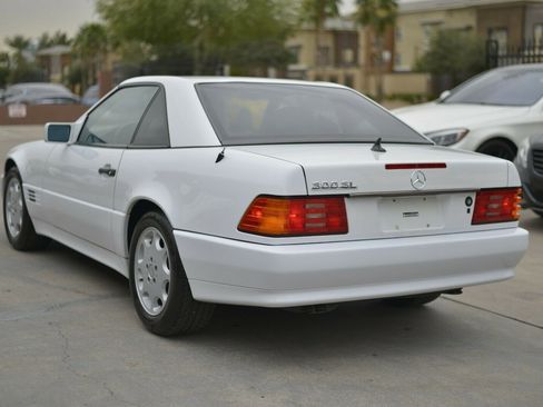Used 1991 Mercedes-Benz 300 SL image 5