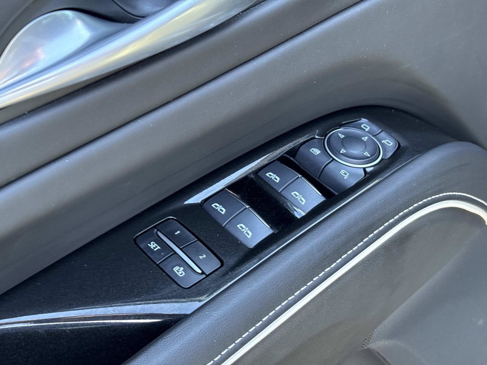 Used 2024 Cadillac Escalade Sport Platinum AWD/4WD image 14