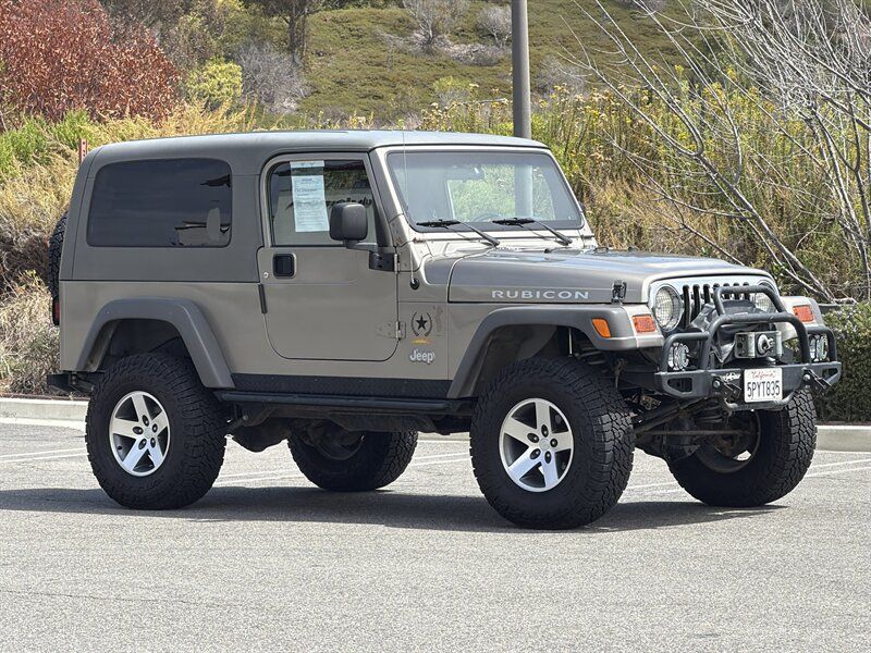 Used 2005 Jeep Wrangler Unlimited Rubicon w/ Sahara Edition Group AWD/4WD image 11