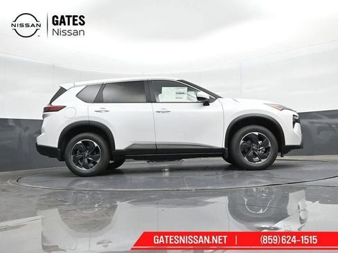 New 2026 Nissan Rogue SV image 11