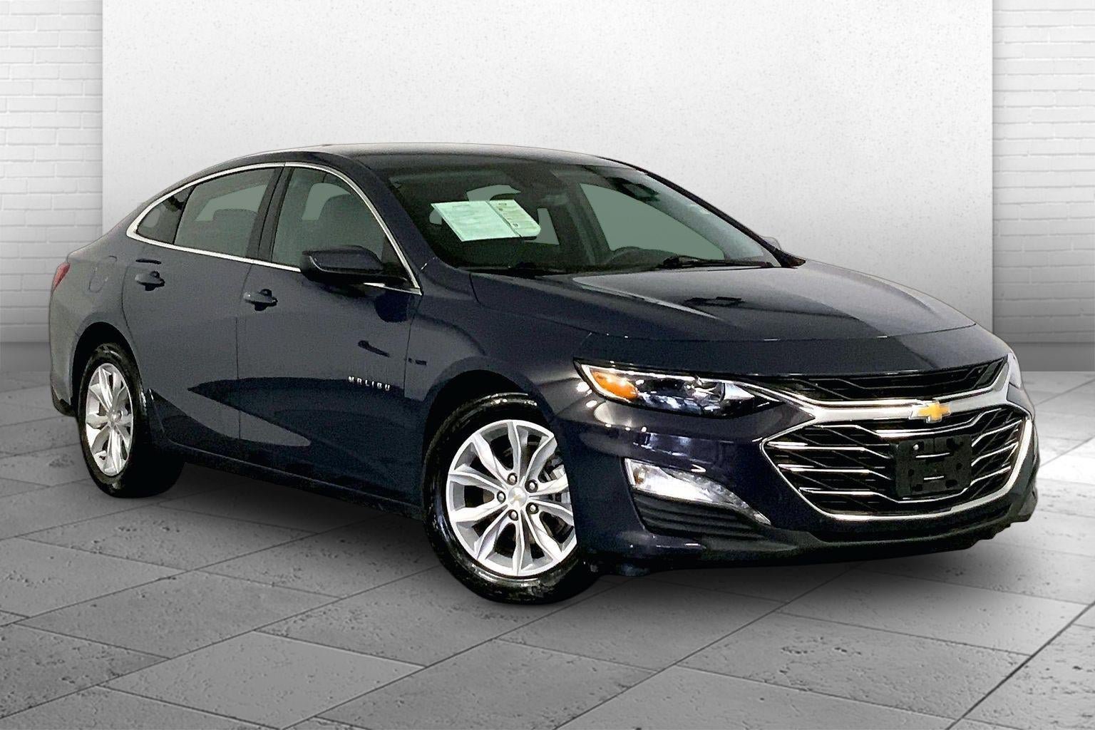Used 2025 Chevrolet Malibu LT FWD image 1