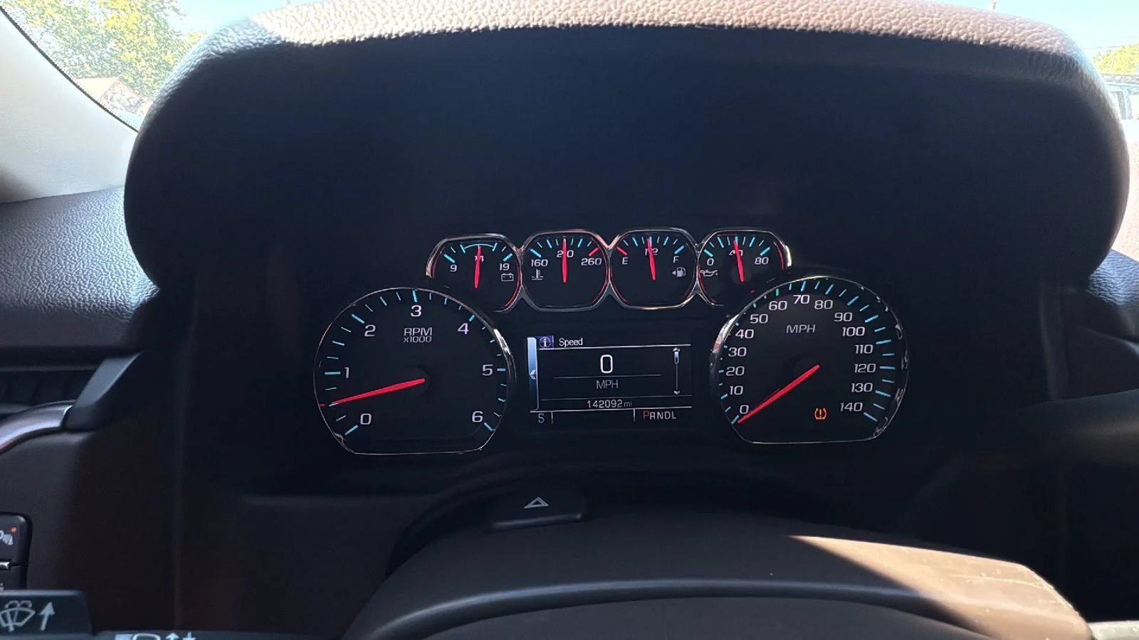 Used 2017 Chevrolet Suburban LS w/ Enhanced Driver Alert Package RWD image 11