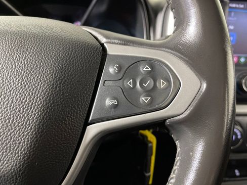 Used 2022 Chevrolet Colorado LT w/ Redline Special Edition image 27