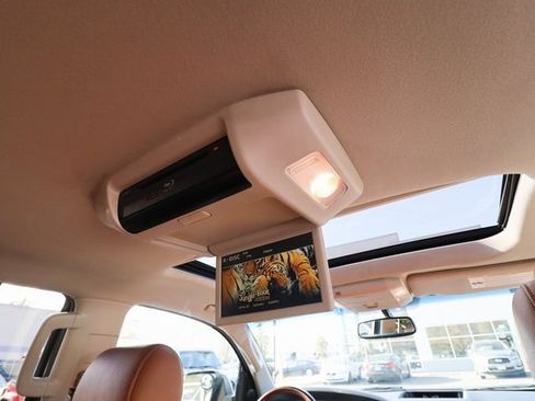 Used 2016 Toyota Sequoia Platinum image 60