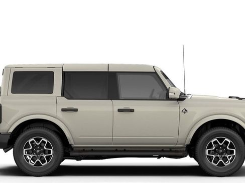 New 2026 Ford Bronco Outer Banks AWD/4WD image 5